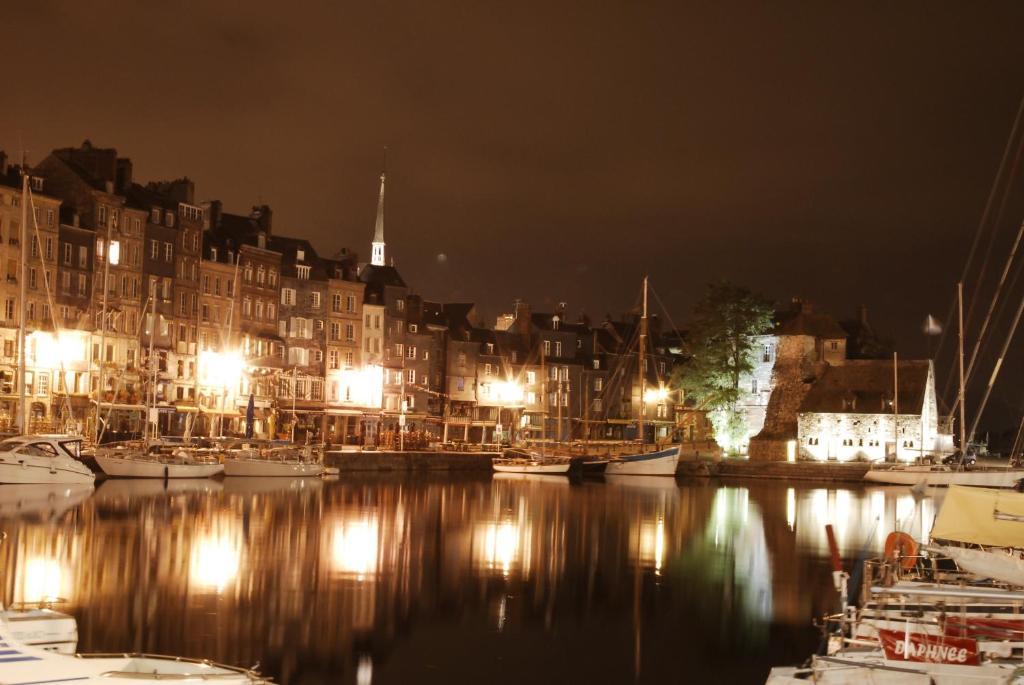 Chez Fifille Appartement Dans Honfleur Parking Prive Dış mekan fotoğraf